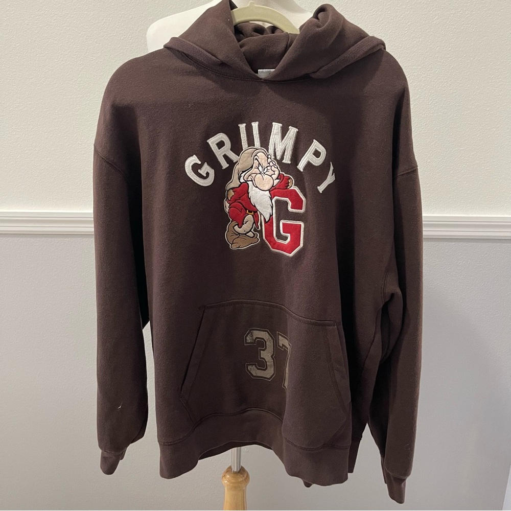 Disney Men’s Grumpy Sweatshirt